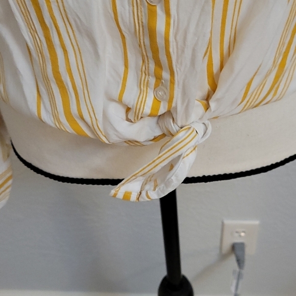 TALLULAH KATE! Vertical Stripe Button Down Long Sleeve Waist Tie Shirt - Picture 3 of 9